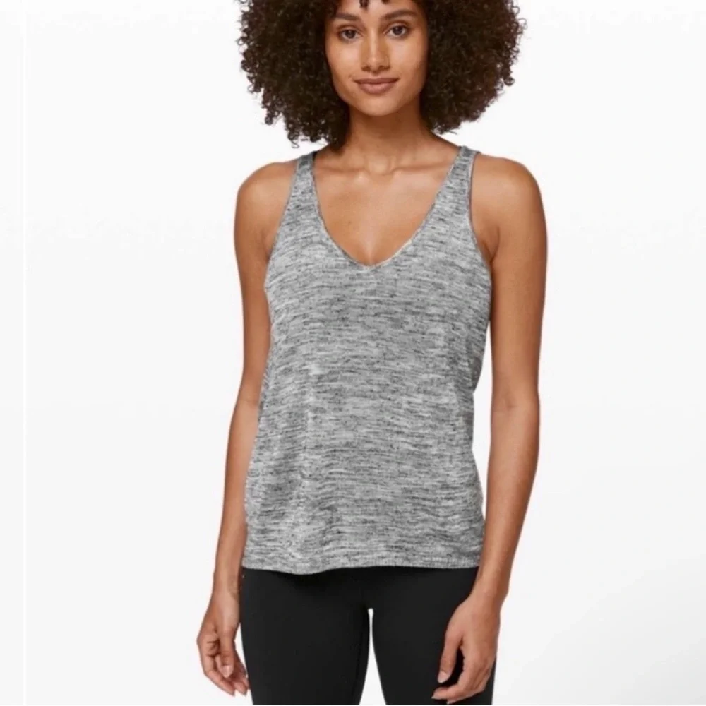 Lululemon Knit Mix & Mingle Knit Tank Top Heathered Gray
Low Back Twist Sweater - Picture 2 of 7